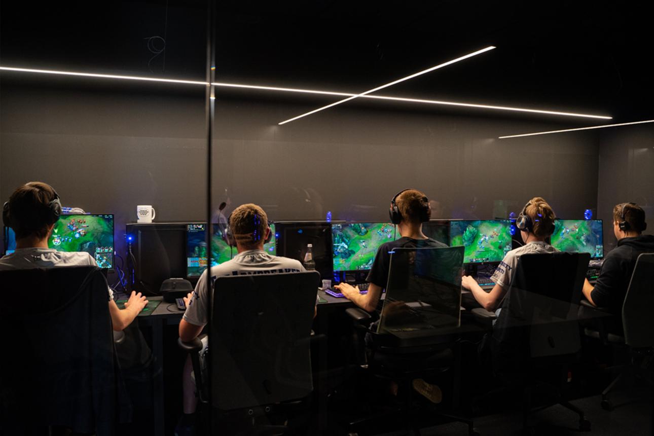 تاثیر تجربه و تکرار در شناسایی تیپهای شخصیتی بازیکنان